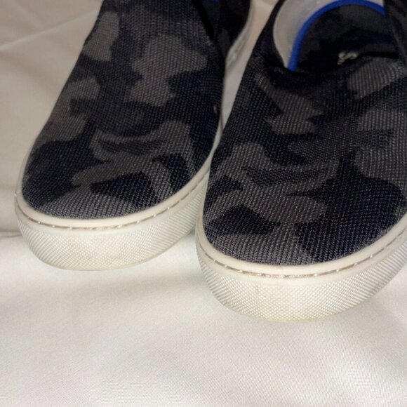 Rothy's The Sneaker Slip On Platform Shoe Women's Gray Camouflage Size 8 - Picture 3 of 7